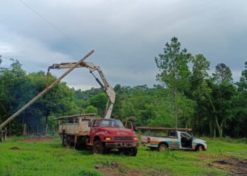Refuerzan servicio eléctrico en zonas rurales