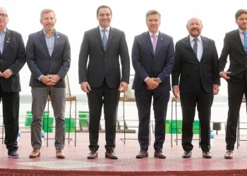 Gobernadores del Litoral se reunirán para debatir sobre el futuro de la Hidrovía Paraná-Paraguay