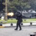 La represión policial convirtió a la marcha de jubilados e hinchas en un caos