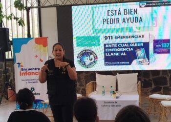 La policía comunitaria presenta programas para la seguridad barrial en Misiones