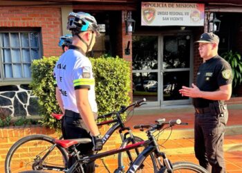 Bici policías en San Vicente