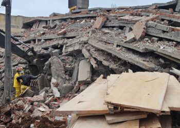 Se derrumbó un edificio en construcción en Encarnación