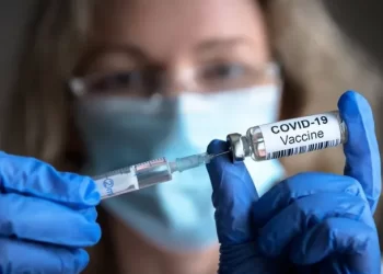 Científico argentino dijo que  el Covid-19 se creó en un laboratorio chino