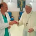 Médico del Papa sobre los últimos minutos de Francisco: «Tenía los ojos abiertos, pero no respondía»
