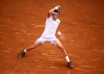 El tenista argentino Tomás Etcheverry y un debut ganador en el Másters de Madrid