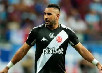 Denunciaron a un jugador del Vasco Da Gama de Brasil por agresiones físicas
