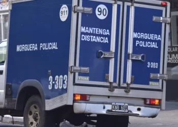 Menor murió a caer de la camioneta de su padre