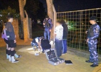 Detuvieron a dos jóvenes por narcomenuedo en San Vicente