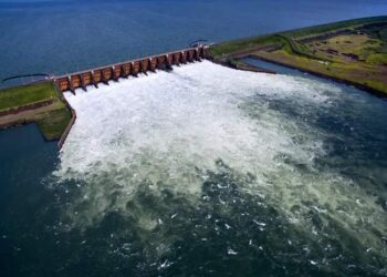 Acuerdo sobre Yacyretá entre Argentina y Paraguay para bajar costos de la energía