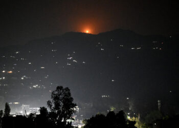 India bombardea Pakistán y deja varios muertos