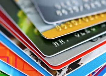 Crece el endeudamiento familiar y más de la mitad recurre al crédito para comprar alimentos