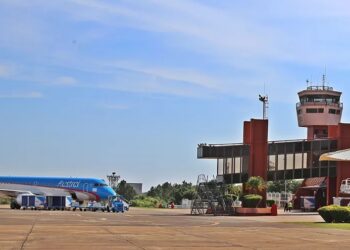 Desde hoy vuelve a operar el vuelo directo de Córdoba y Posadas