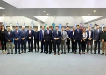 Los gobernadores presionan a la Casa Rosada para acelerar licitaciones de obras públicas clave