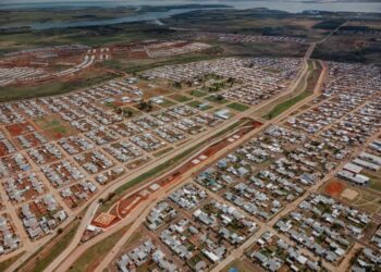 Misiones sostiene su política habitacional con fondos propios