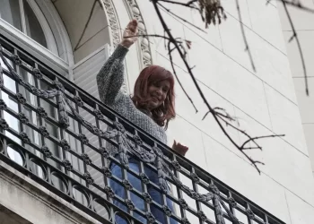 Casación analizará si Cristina Kirchner debe seguir con prisión domiciliaria y tobillera electrónica
