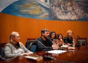 Julia Mengolini y Juan Grabois exigieron «juicio y castigo severo» contra el «terrorismo de Milei»