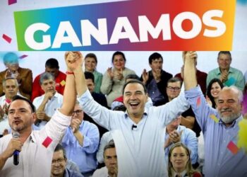 «Ganamos», el posteo de la alianza Vamos Corrientes, tras el cierre de las elecciones