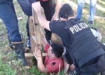 Rescataron a un niño que cayó en un pozo de 8 metros en Apóstoles