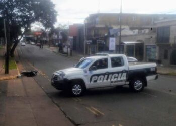 Choque entre auto y moto en Posadas dejó una persona herida