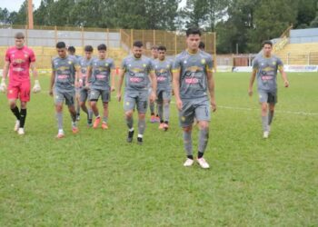 Crucero fue goleado en Garupá y descendió al Torneo Regional Amateur