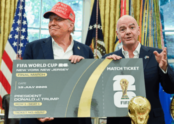 Trump e Infantino armaron su show para el sorteo del Mundial