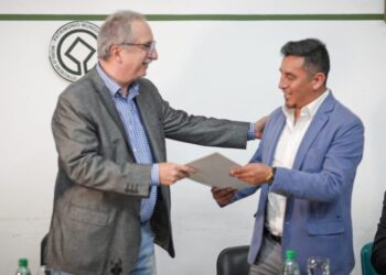Misiones fortalece su vínculo con Perú con la firma del hermanamiento entre Iguazú y Machu Picchu