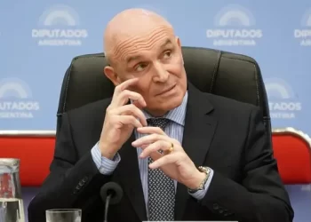 José Luis Espert pidió licencia como diputado hasta el fin de su mandato «por motivos particulares»