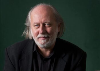 El Premio Nobel de Literatura 2025 fue otorgado al autor húngaro László Krasznahorkai