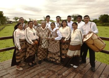 Los cantos ancestrales de América resonarán en las Cataratas por el Día de la Diversidad Cultural
