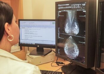 Inició la campaña de controles mamograficos en el Madariaga