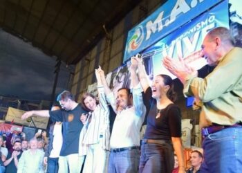 Una multitud participó del acto por el Día de la Lealtad peronista