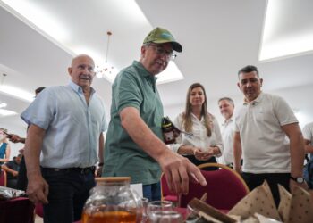Segunda ronda de negocios +mercado en Puerto Iguazú