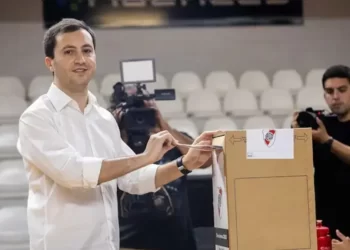 Stefano Di Carlo es el nuevo presidente de River tras unas elecciones con participación récord de socios