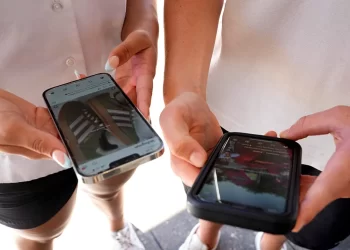 Dinamarca quiere prohibir el acceso de menores de 15 a las redes sociales