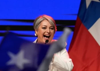 La comunista Jara ganó en Chile y enfrenta segunda vuelta con el derechista Kast