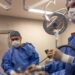 El robot Da Vinci marca un nuevo hito quirúrgico en el Hospital Madariaga con una cirugía urológica única en el país