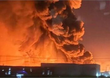 Explosión en Ezeiza desata incendio de grandes proporciones