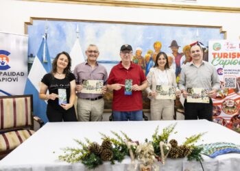 Presentan la décimo séptima edición de navidad en Capioví