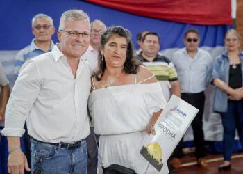 Más de 60 familias de Puerto Rico, recibieron títulos de propiedad del IPRODHA