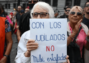 Oficializan el pago del bono para jubilados y pensionados en noviembre