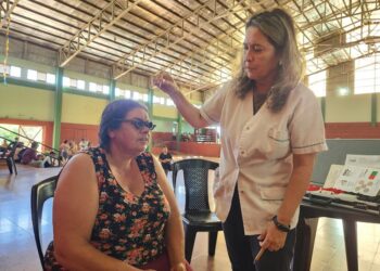 Mirar mejor llegó a San Pedro con un operativo de atención visual
