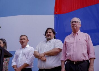 Puerto Libertad celebró su centenario con la presentación de su bandera municipal