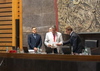 Macías preside la Legislatura misionera