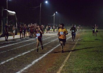 La Pista Néstor Prieto brilló en el primer Torneo Nocturno de Atletismo del año