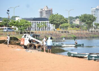 Refuerzan los trabajos de limpieza en El Brete