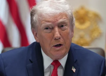 Trump reabre el espacio comercial áereo entre Estados Unidos y Venezuela
