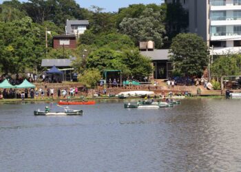 La segunda regata promocional de canotaje sumó a unos 50 participantes