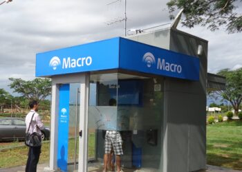 Hoy cobran estatales activos y jubilados