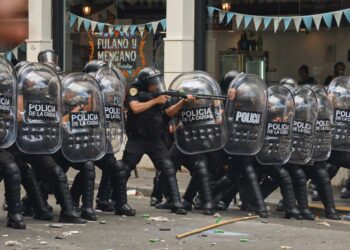 Reforma laboral: el Gobierno logró una victoria en el Senado y el debate se traslada a Diputados