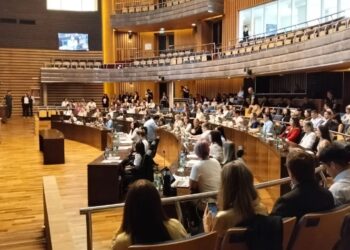 Proyectos sobre salud, educación y emprendedurismo en el Parlamento de la Mujer 2026